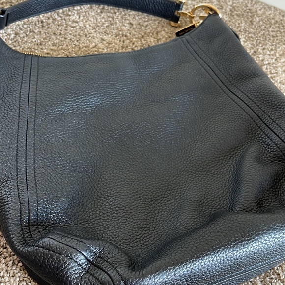 Michael Kors black pebble leather shoulder bag - Picture 9 of 16